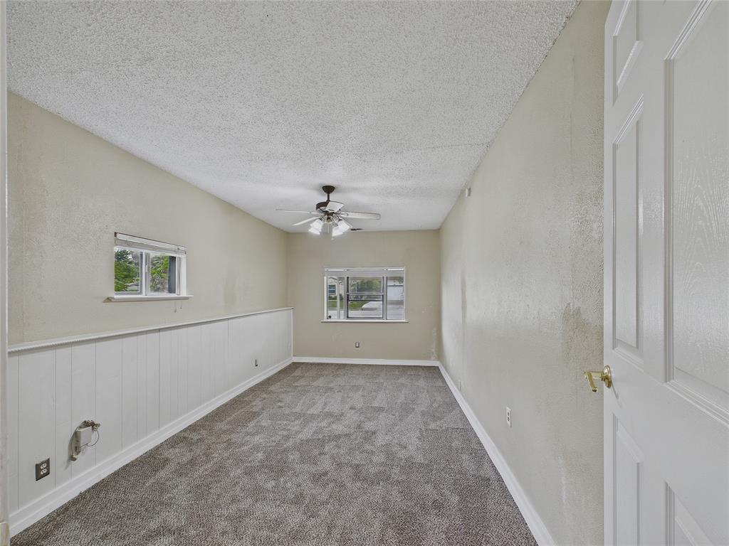 2310 Ridgewood Street Irving, TX 75062 - Photo 8 of 18