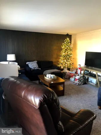 $2,700 | 104 Fairview Drive, Glassboro, NJ 08028