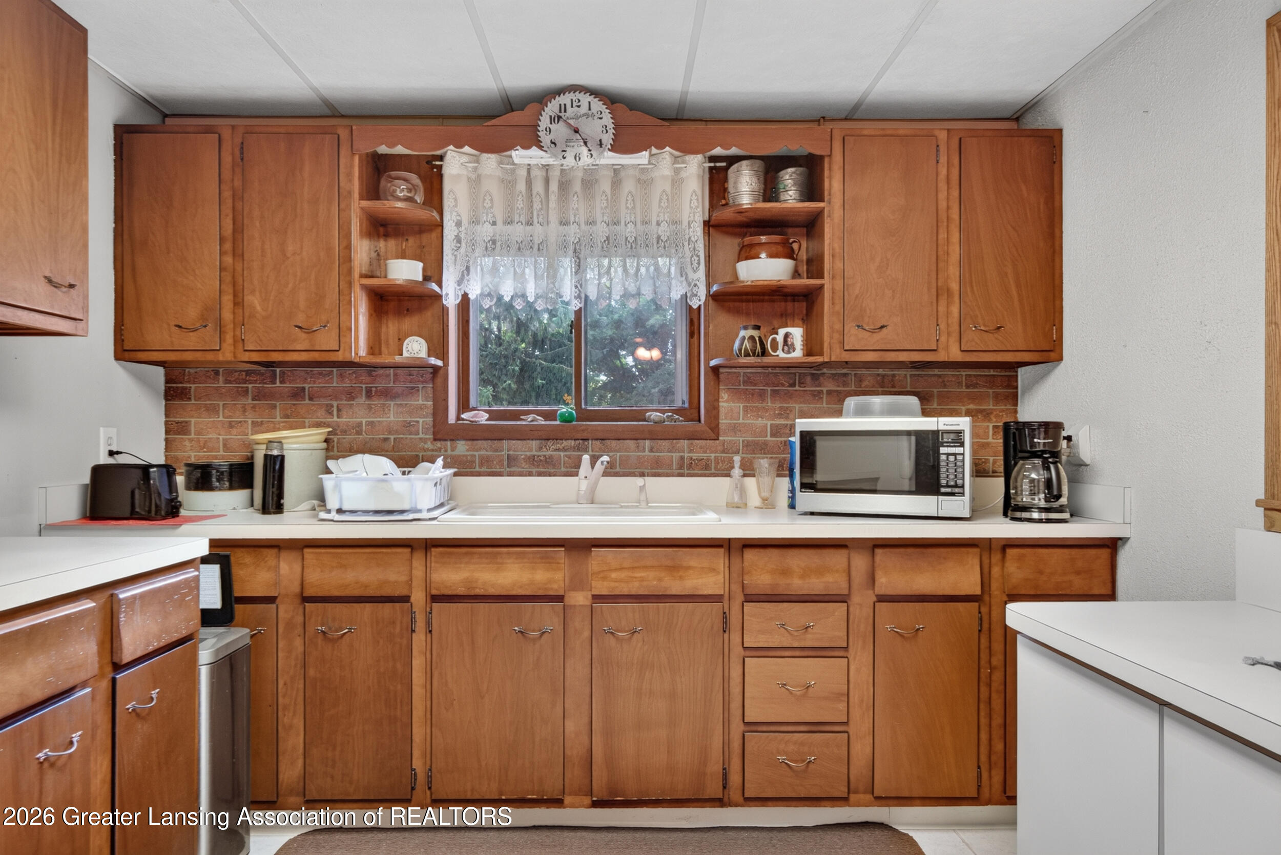 1611 South Williamston Road Dansville, MI 48819 - Photo 15 of 62 16_1611 s william rd dansville mi - 0002