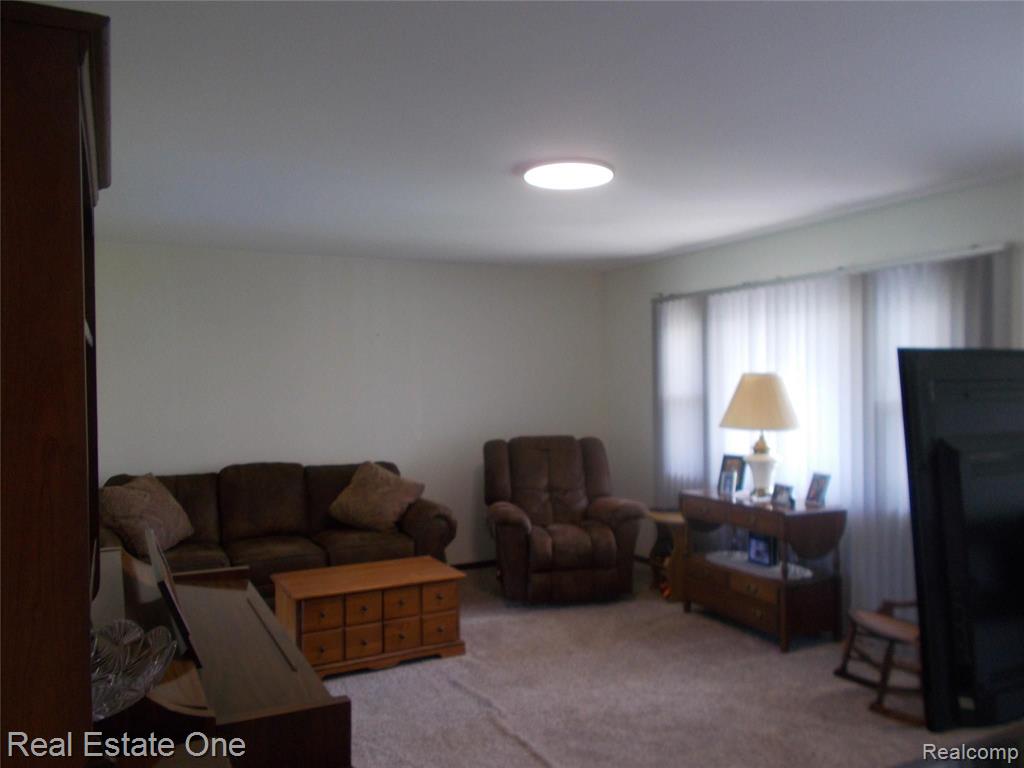 6438 Burtch Road Jeddo, MI 48032 - Photo 26 of 35 Gallery Image 26