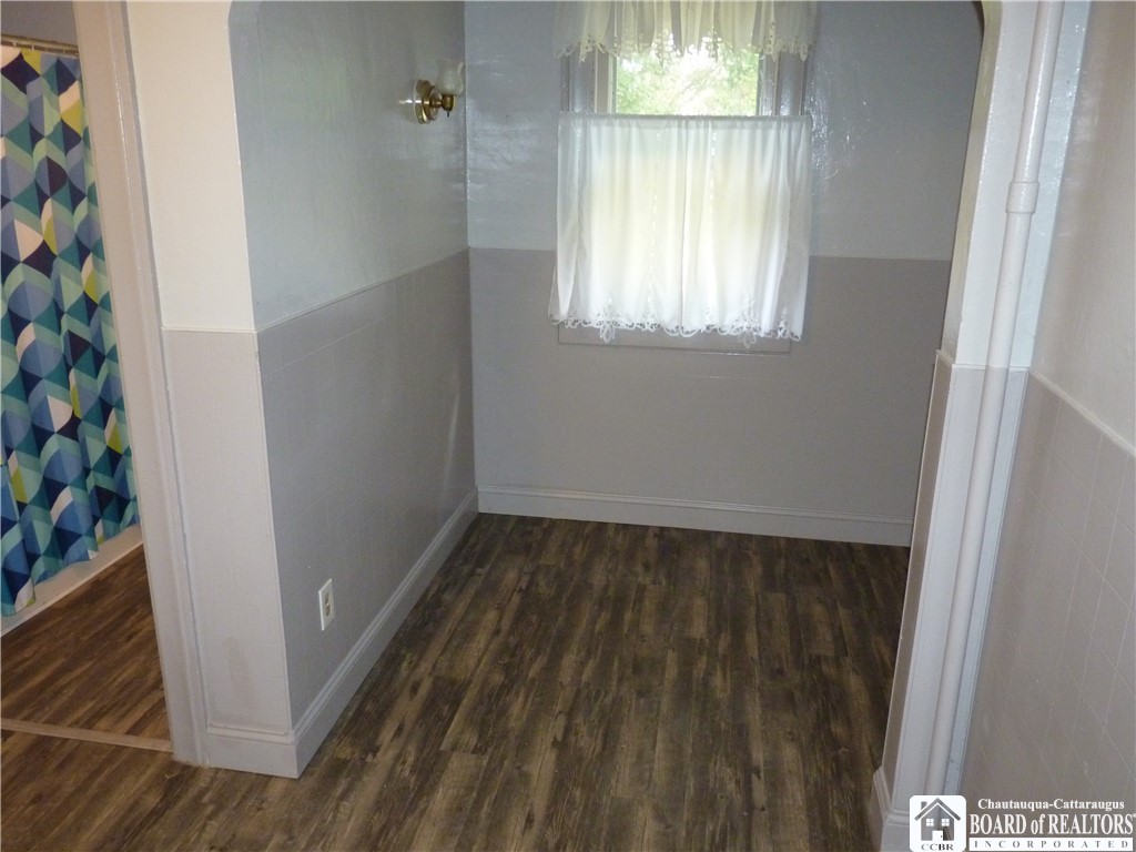 70 Pershing Avenue Jamestown, NY 14701 - Photo 14 of 34 Rear entry to lower apartment