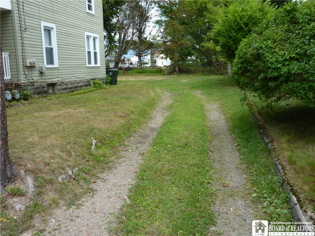 70 Pershing Avenue Jamestown, NY 14701 - Photo 5 of 34 Driveway