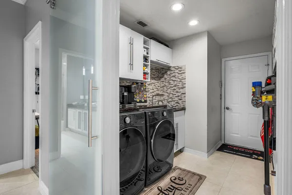 $939,000 | 2981 Northwest Windemere Drive, Jensen Beach, FL 34957