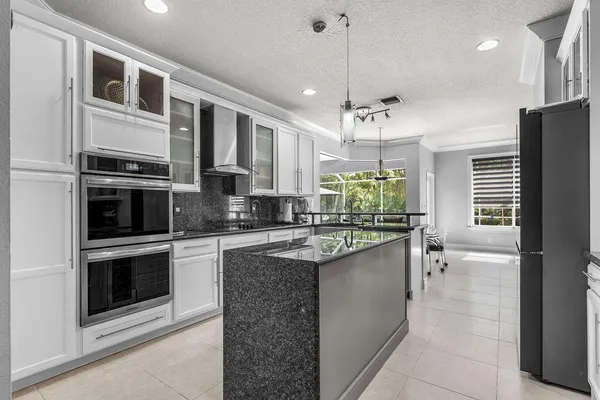 $939,000 | 2981 Northwest Windemere Drive, Jensen Beach, FL 34957