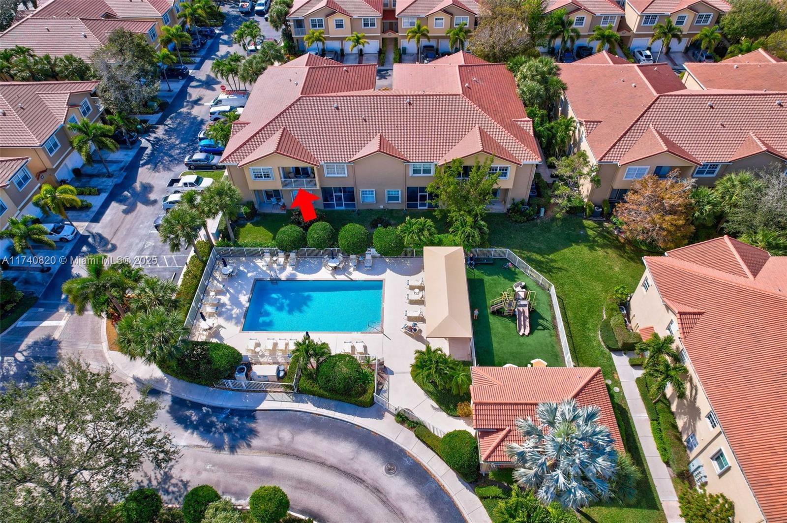 112 Lighthouse Circle, Unit H Tequesta, FL 33469 - Photo 31 of 39 an aerial view of a house with garden space and street view
