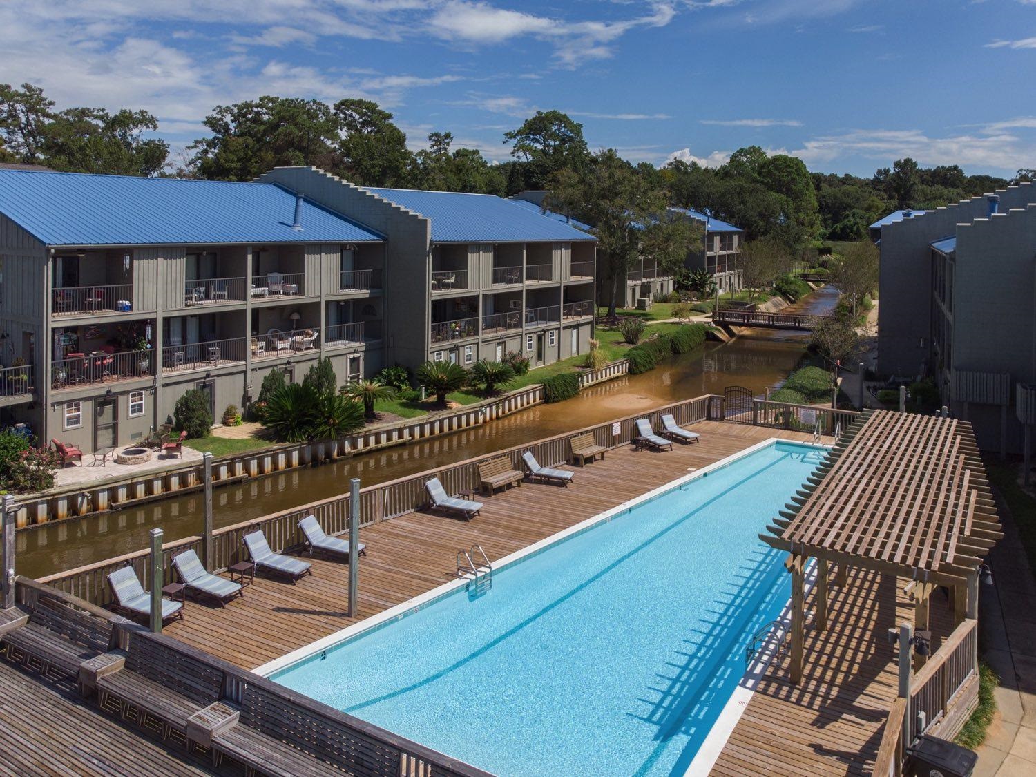 710 South Mobile Street, Unit 8 Fairhope, AL 36532 - Photo 36 of 39 Pool