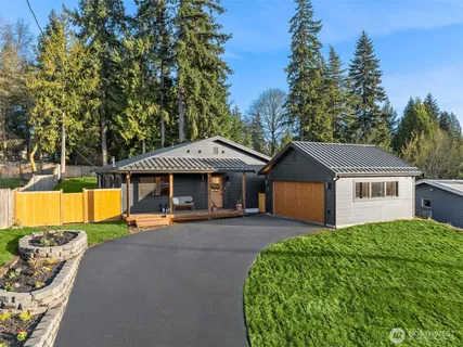 $1,500,800 | 14625 Southeast 14th Street, Bellevue, WA 98007