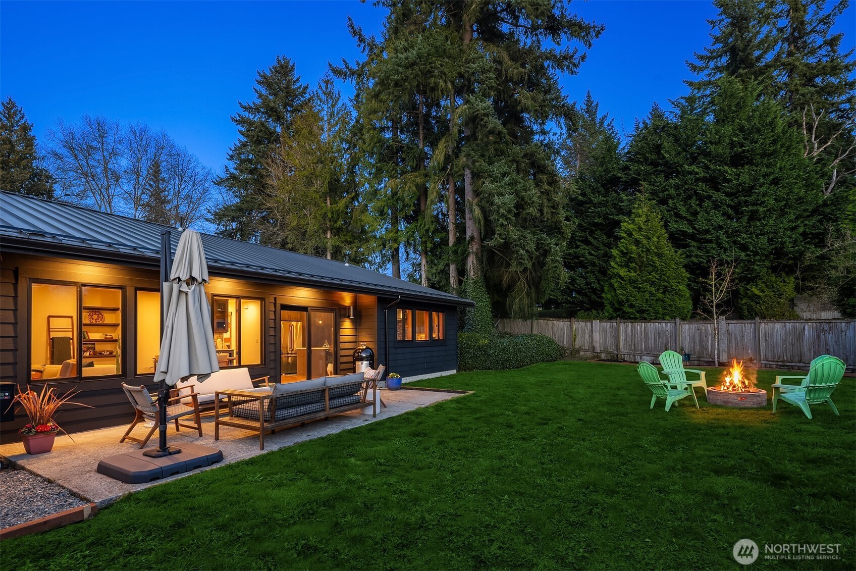 14625 Southeast 14th Street Bellevue, WA 98007 - Photo 5 of 33