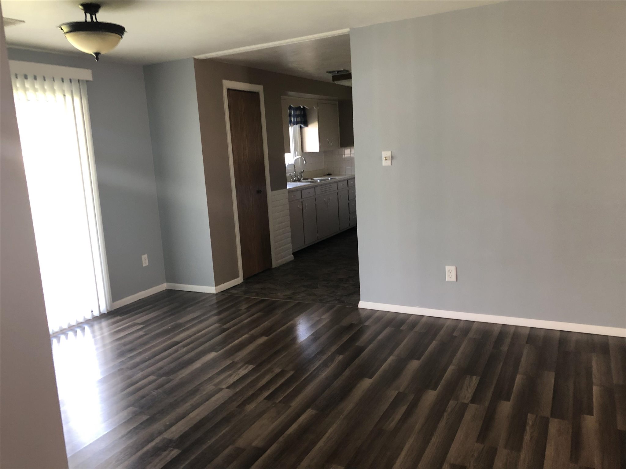 3409 Collegiate Court Fort Wayne, IN 46805 - Photo 4 of 11