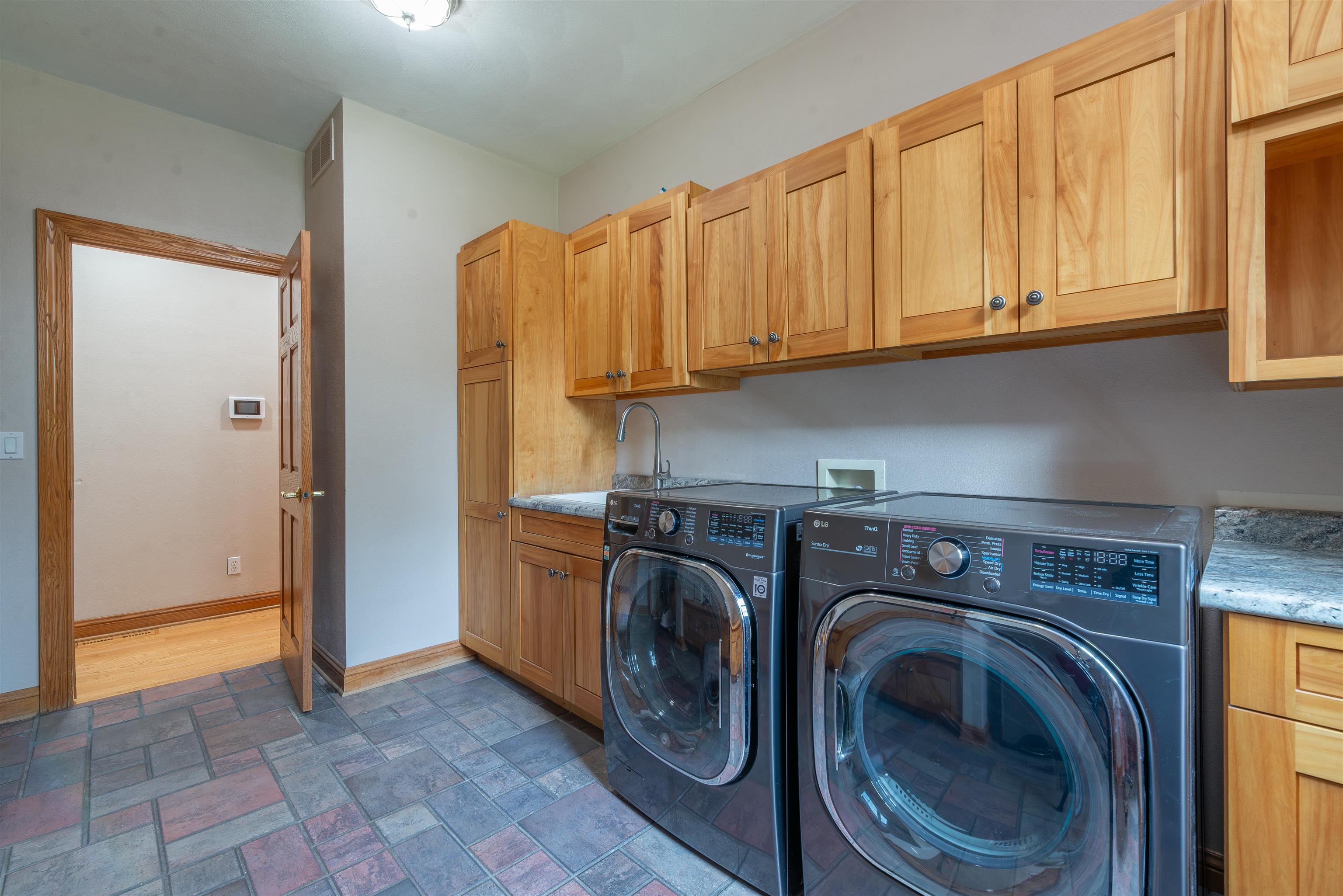3285 West Forest Road Freeport, IL 61032 - Photo 19 of 58