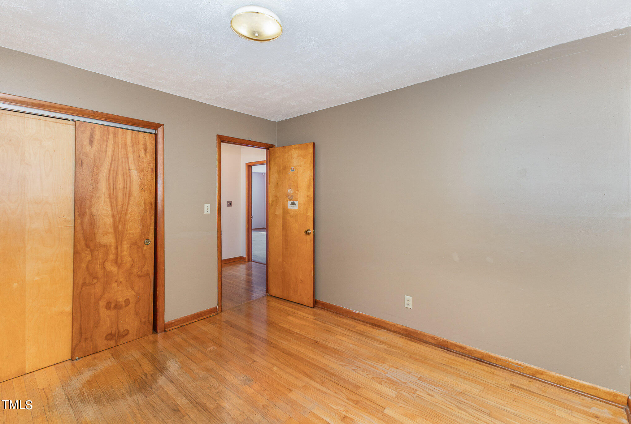 6617 Johnsdale Road Raleigh, NC 27615 - Photo 17 of 30 017_bc4a7116-edit