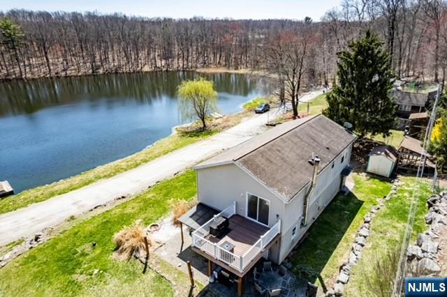 106 Starlight Road West Milford, NJ 07480 - Photo 2 of 31