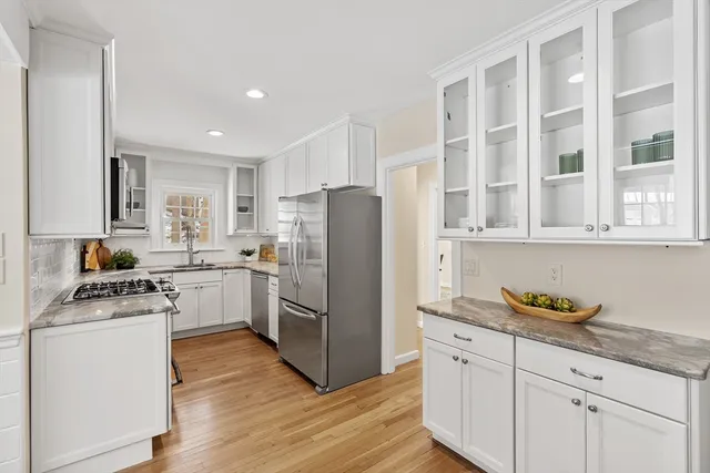 $1,050,000 | 37 Davelin Road, Wayland, MA 01778