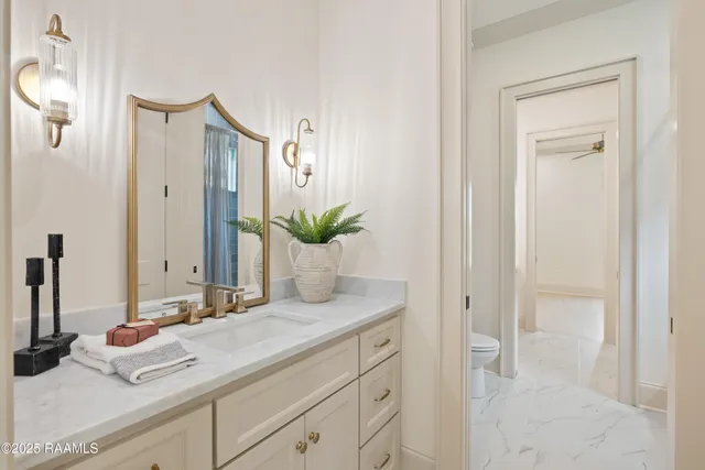 $949,000 | 103 Sabal Leaf Lane, Youngsville, LA 70592