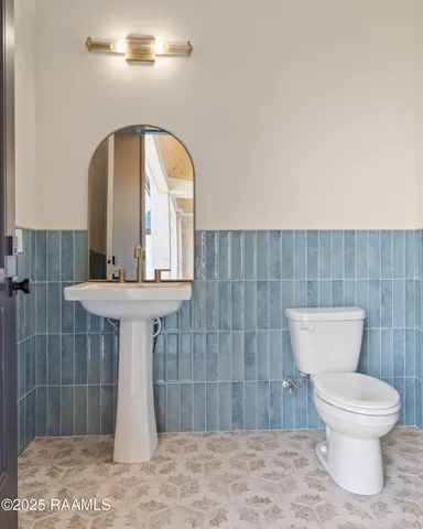 $949,000 | 103 Sabal Leaf Lane, Youngsville, LA 70592