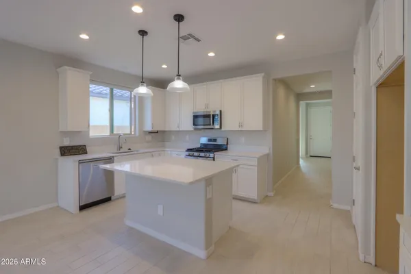 $2,100 | 40220 West Haley Drive, Maricopa, AZ 85138