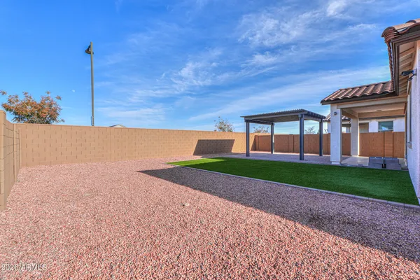 $2,100 | 40220 West Haley Drive, Maricopa, AZ 85138