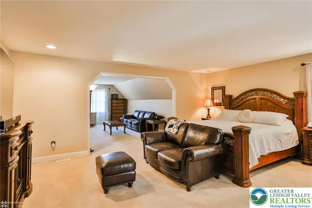 $835,000 | 1991 Autumn Ridge Road, Lower Macungie Township, PA 18062