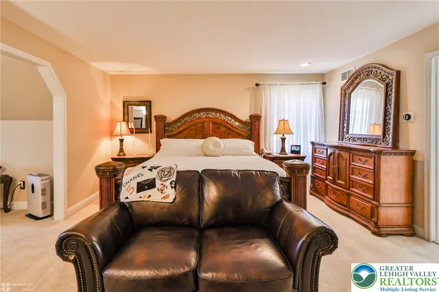 $835,000 | 1991 Autumn Ridge Road, Lower Macungie Township, PA 18062