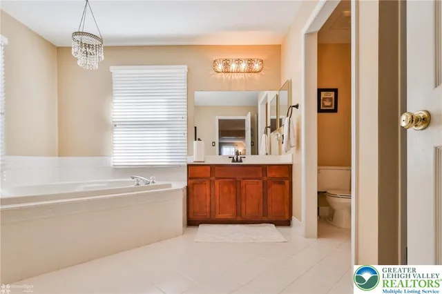 $835,000 | 1991 Autumn Ridge Road, Lower Macungie Township, PA 18062