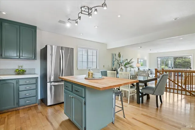 $816,000 | 375 East O Street, Benicia, CA 94510