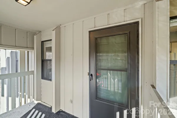 $227,000 | 2604 Vineyard Boulevard, Asheville, NC 28805