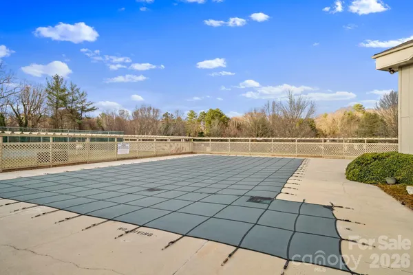 $227,000 | 2604 Vineyard Boulevard, Asheville, NC 28805