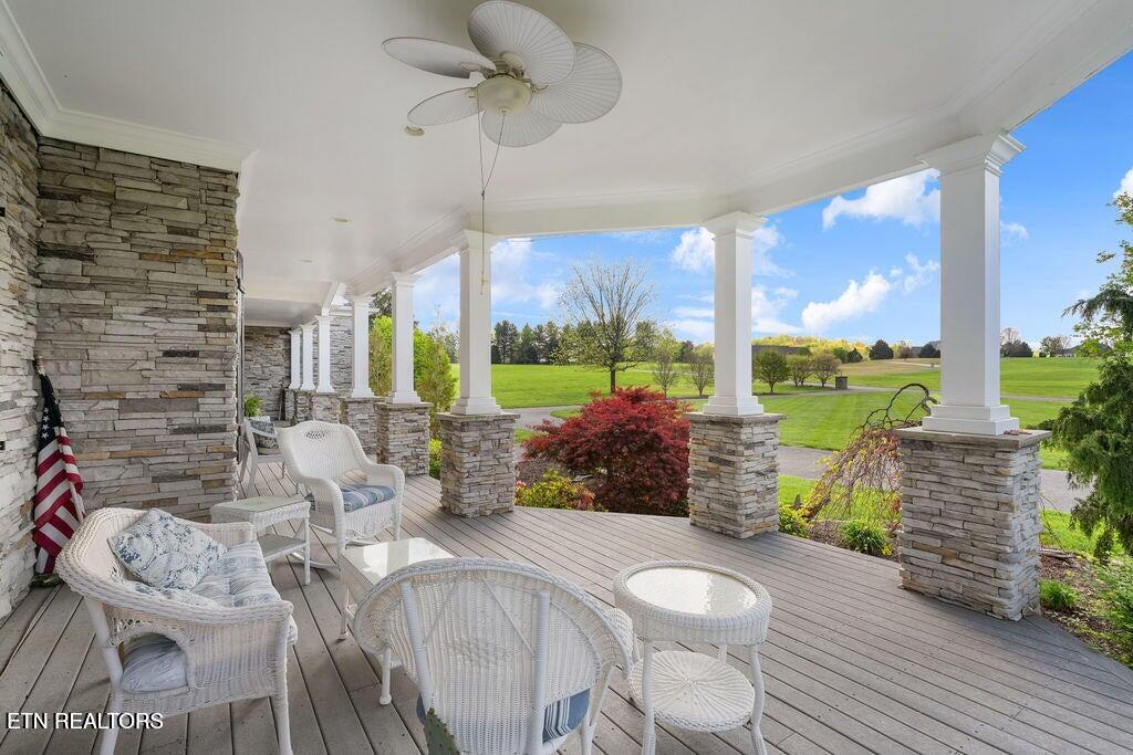 150 Thunder Road Vonore, TN 37885 - Photo 11 of 60 20250414212605232590000000-o