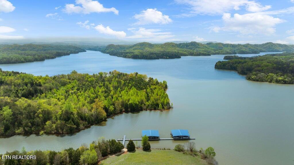 150 Thunder Road Vonore, TN 37885 - Photo 10 of 60 20250414212541126905000000-o