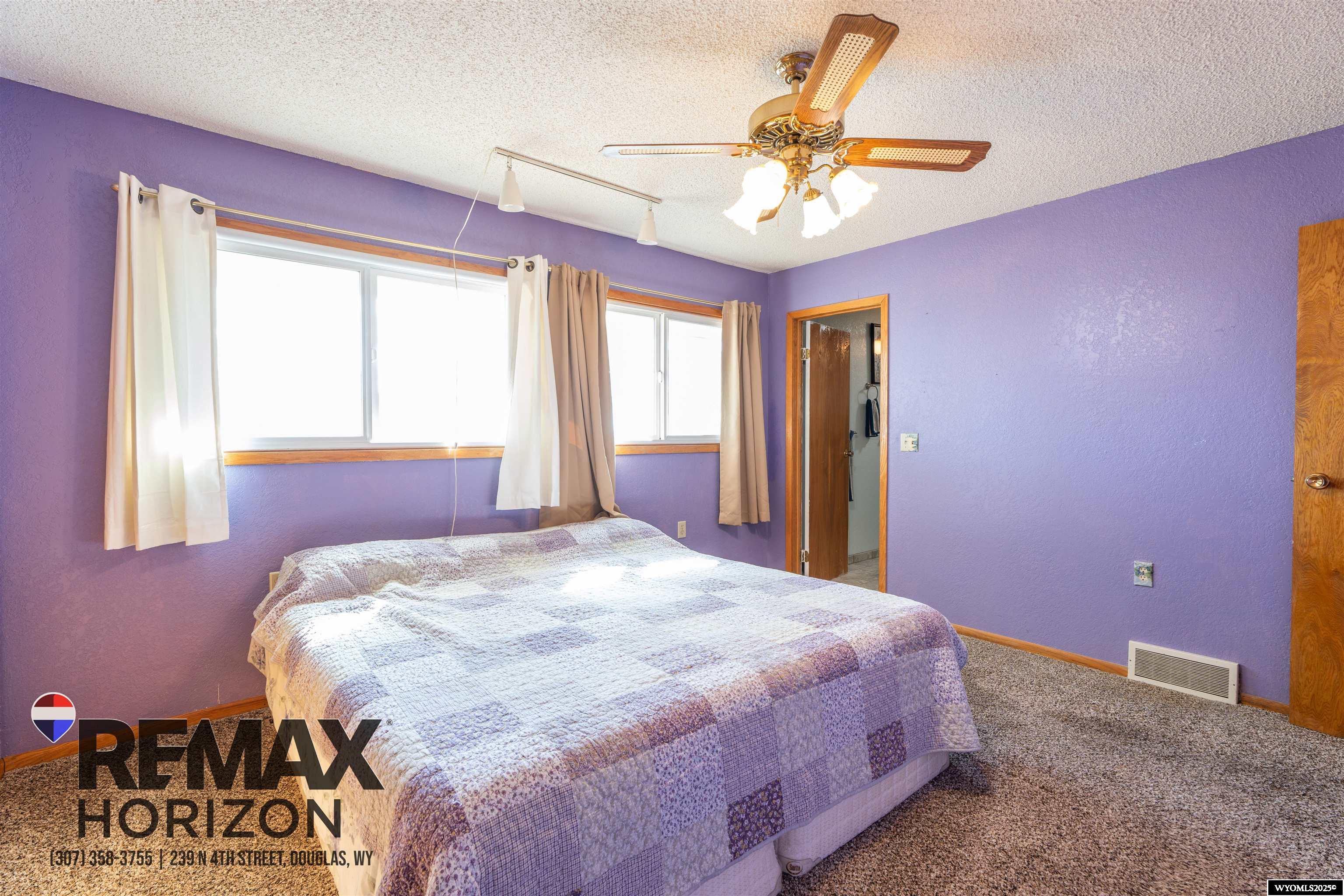 61 Orpha Road Douglas, WY 82633 - Photo 7 of 47