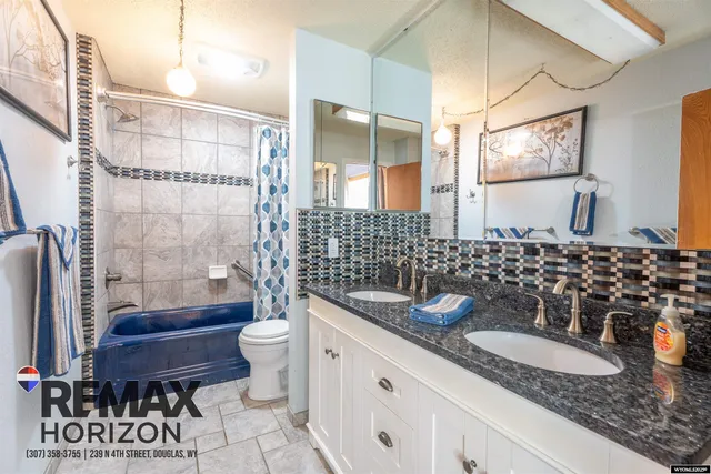 $324,800 | 61 Orpha Road, Douglas, WY 82633