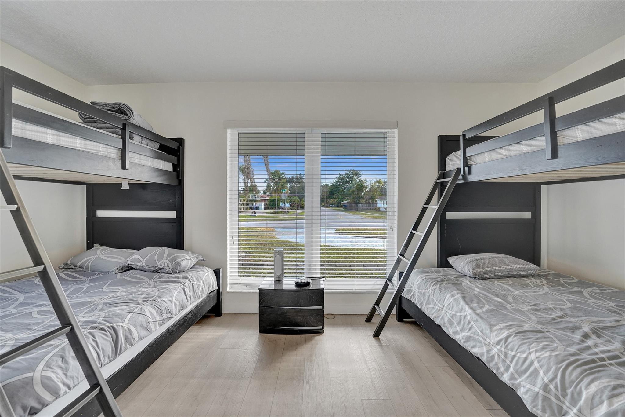 4001 North 41st Court Hollywood, FL 33021 - Photo 14 of 24 Photo 14