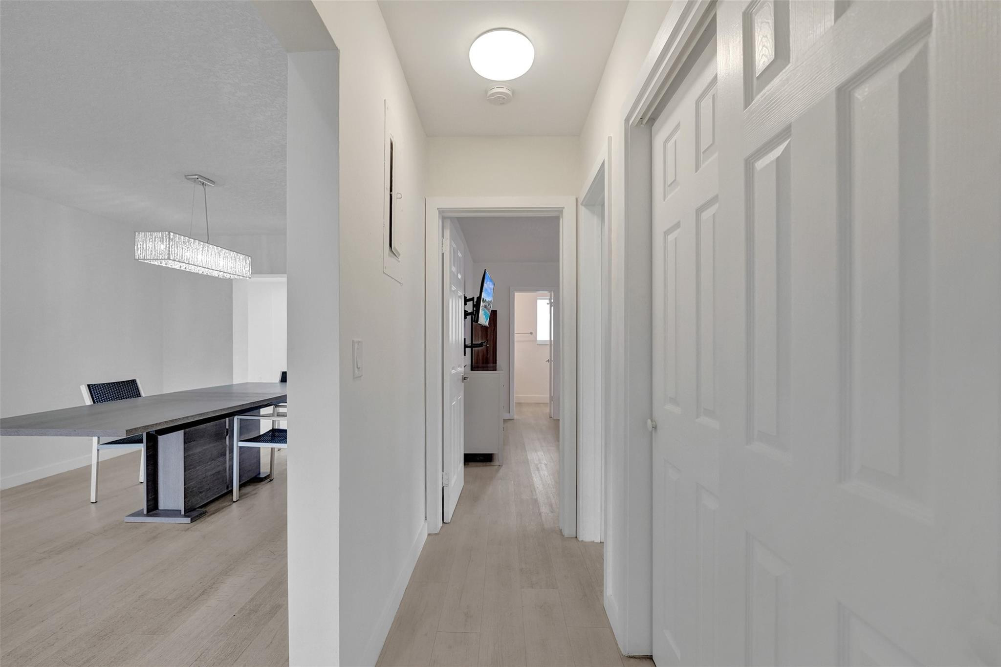 4001 North 41st Court Hollywood, FL 33021 - Photo 15 of 24 Photo 15