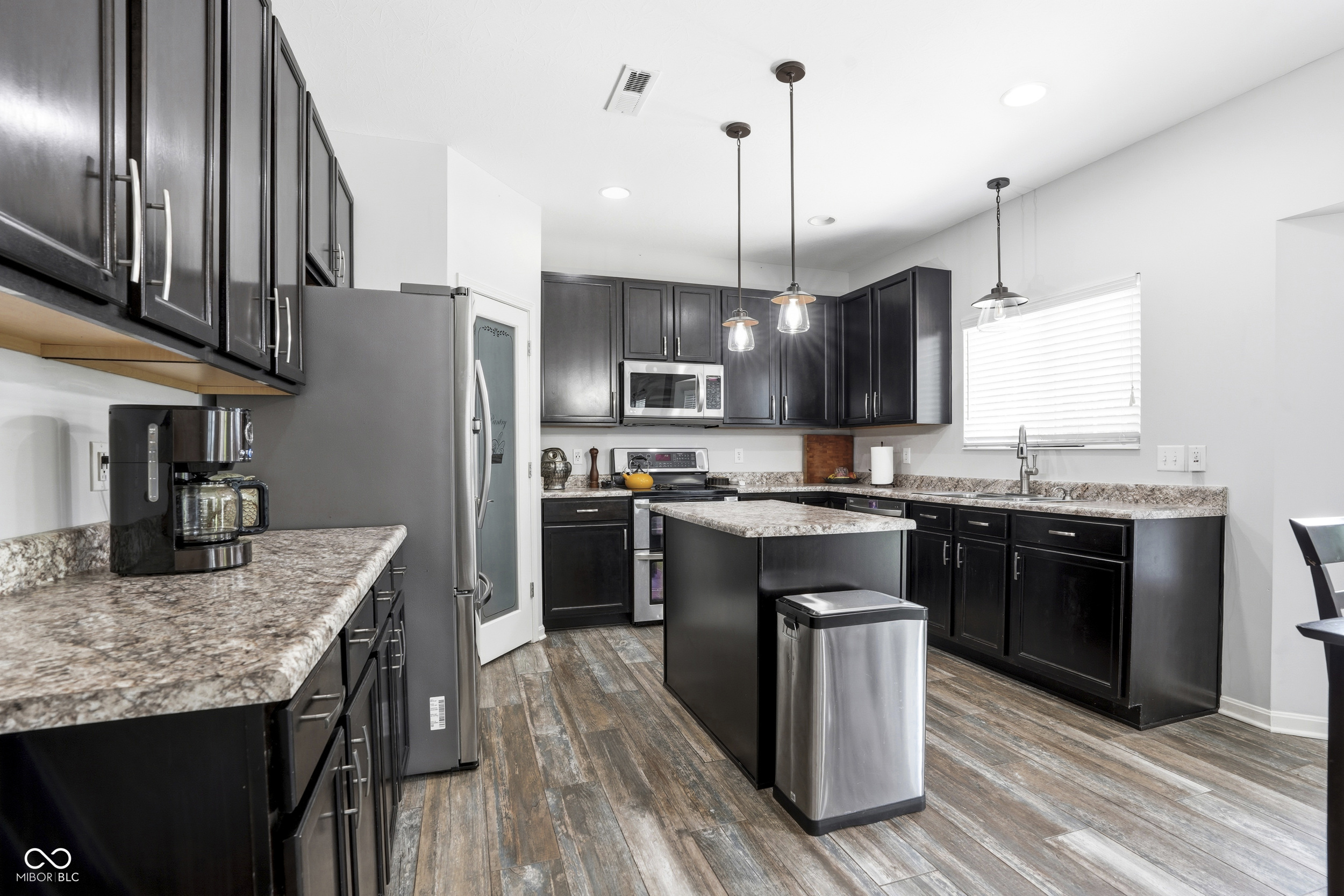 2501 Autumn Road Indianapolis, IN 46229 - Photo 11 of 33