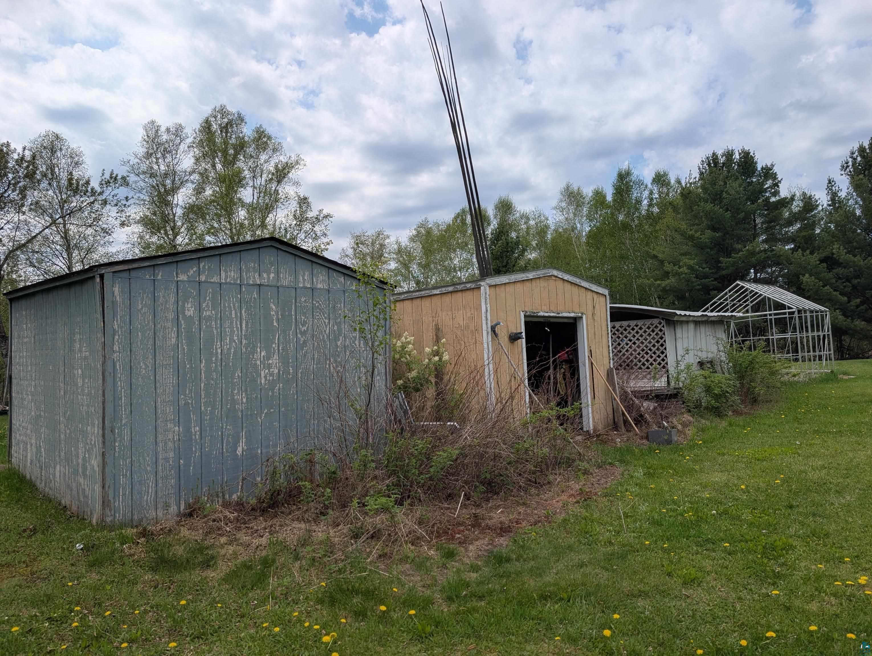 9086 Green Road Hibbing, MN 55746 - Photo 17 of 31