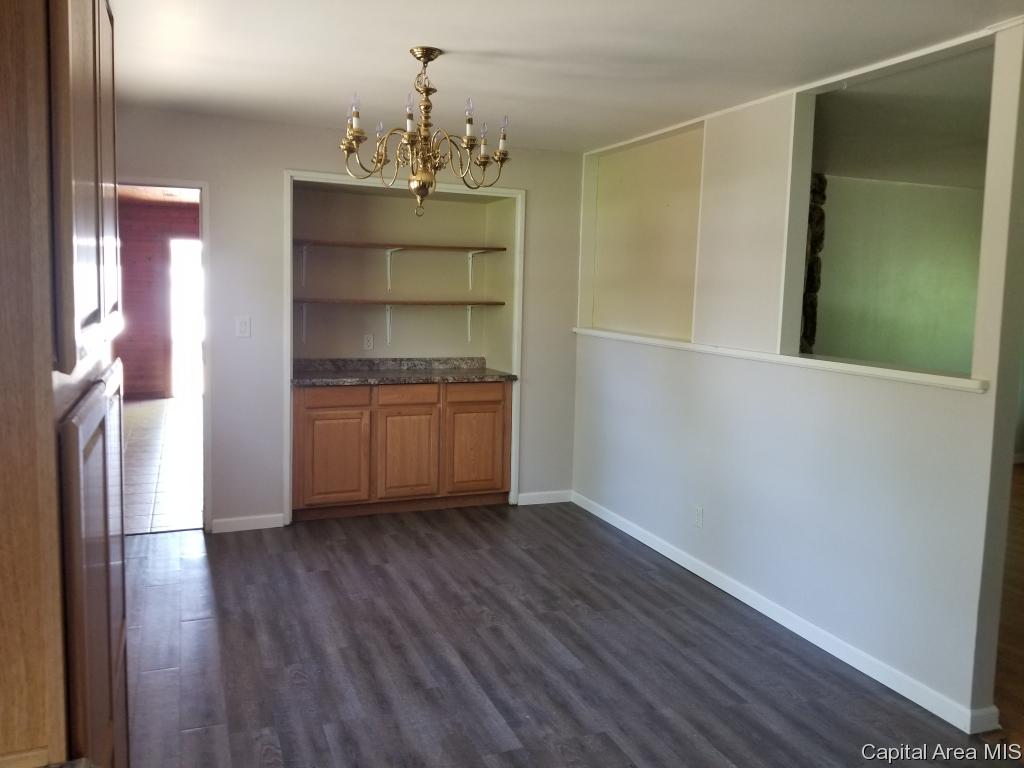 67 Palomino Road Springfield, IL 62702 - Photo 8 of 36