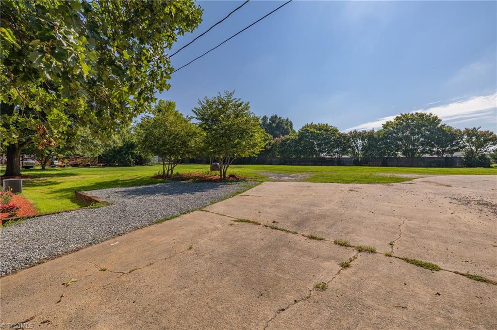 11104 Randleman Road Randleman, NC 27317 - Photo 20 of 24 Gallery Image 20