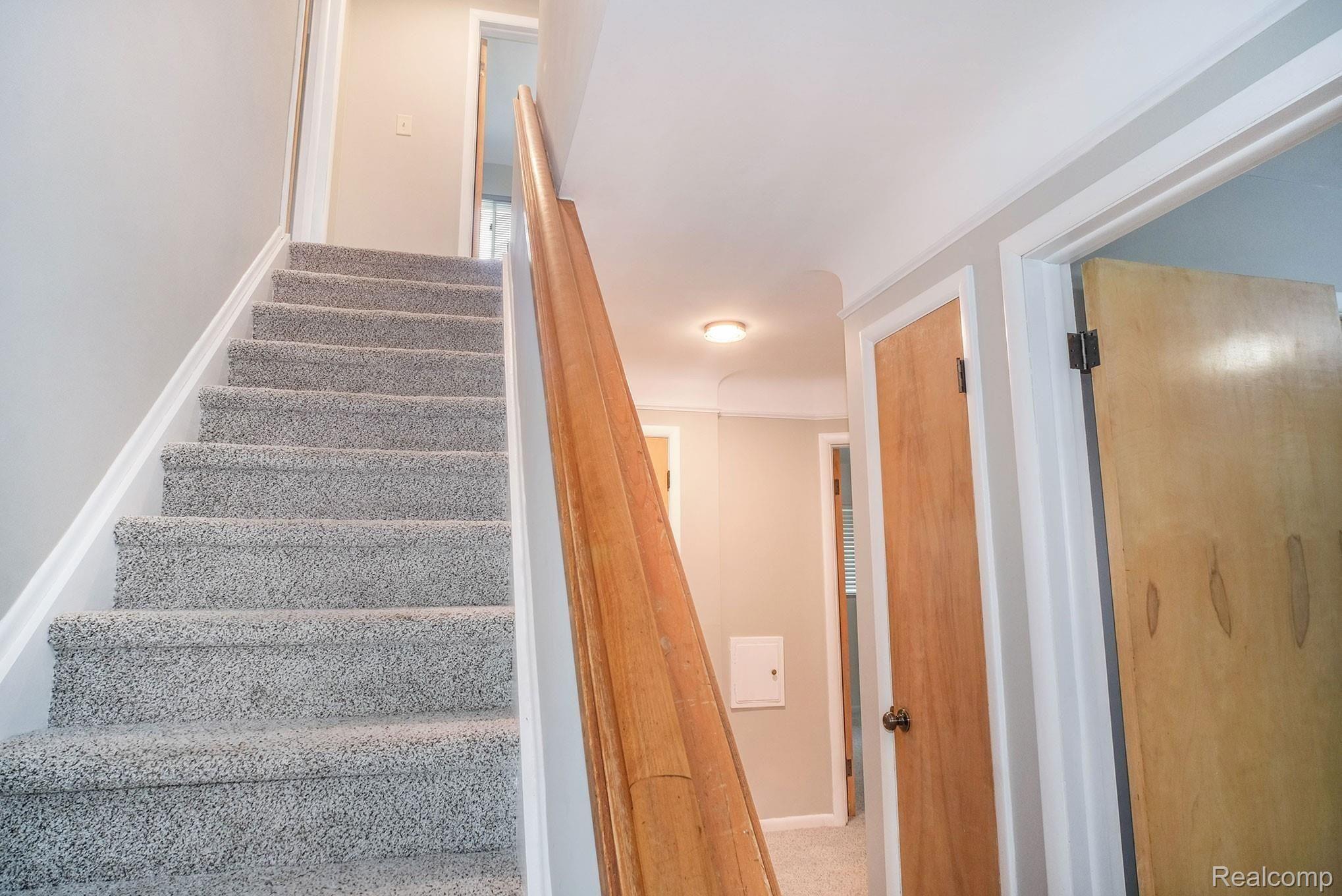 24200 Berg Road Southfield, MI 48033 - Photo 23 of 29 image 23.jpg