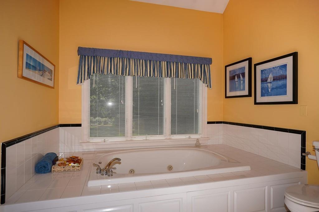 88 Spring Street Shrewsbury, MA 01545 - Photo 15 of 37 Gallery Image 15
