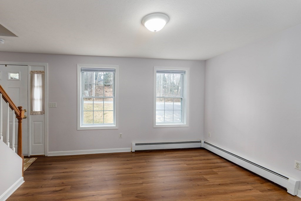 86 Jackson Hill Road Gardner, MA 01440 - Photo 6 of 16 Gallery Image 6