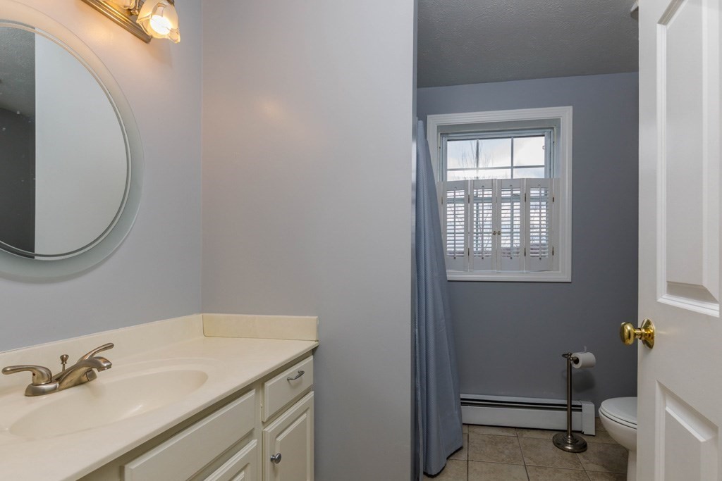 86 Jackson Hill Road Gardner, MA 01440 - Photo 7 of 16 Gallery Image 7