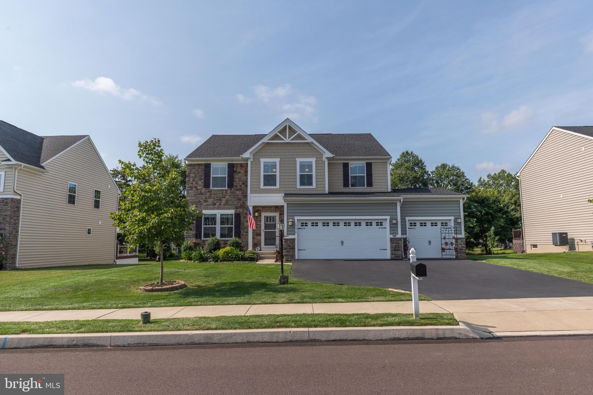 1670 Hedgewood Road Hatfield, PA 19440 - Photo 4 of 52 Gallery Image 4