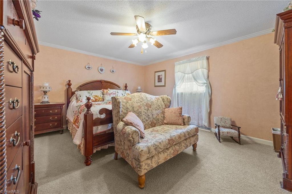 6262 Highway 109 High Point, NC 27265 - Photo 15 of 50