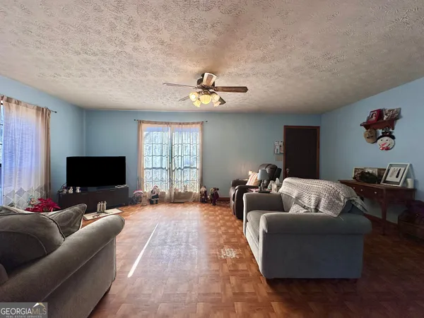 $385,000 | 276 Oglesby Bridge Road Southeast, Conyers, GA 30094