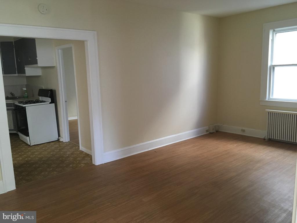 5 Samuel Street Trenton, NJ 08610 - Photo 4 of 6