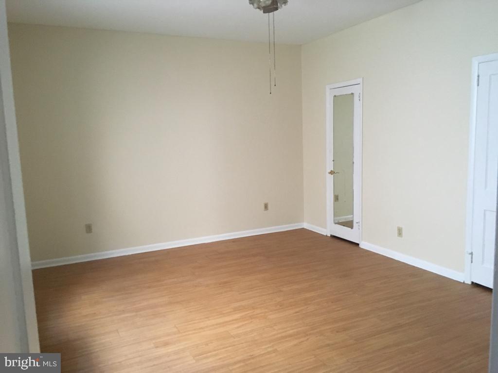 5 Samuel Street Trenton, NJ 08610 - Photo 5 of 6