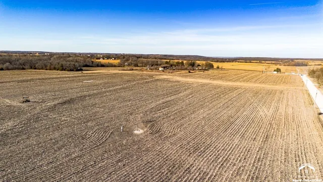 $500,000 | 52.63 Acres M/l East 1900th Road, Baldwin City, KS 66006