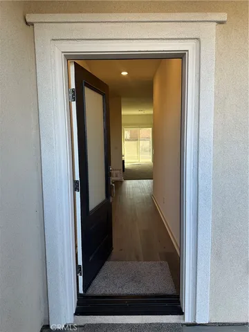 $3,300 | 12363 Gold Dust Way, Victorville, CA 92392