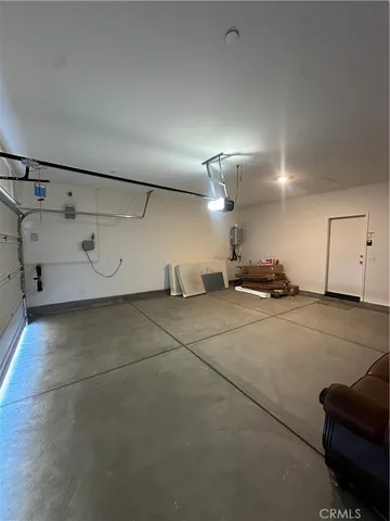 $3,300 | 12363 Gold Dust Way, Victorville, CA 92392