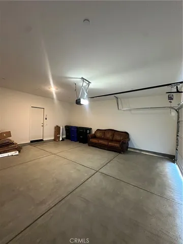 $3,300 | 12363 Gold Dust Way, Victorville, CA 92392